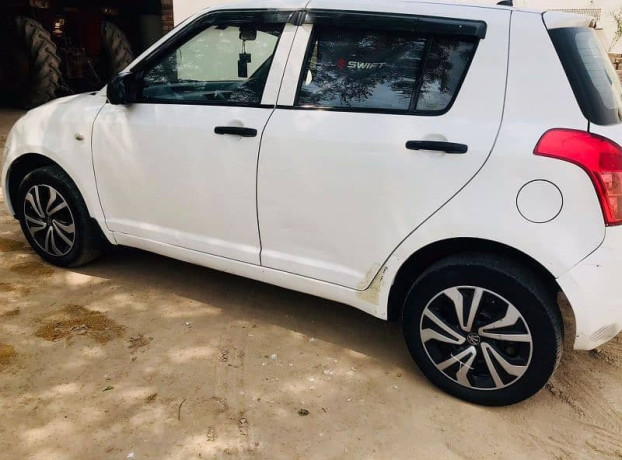 suzuki-swift-2011-big-3