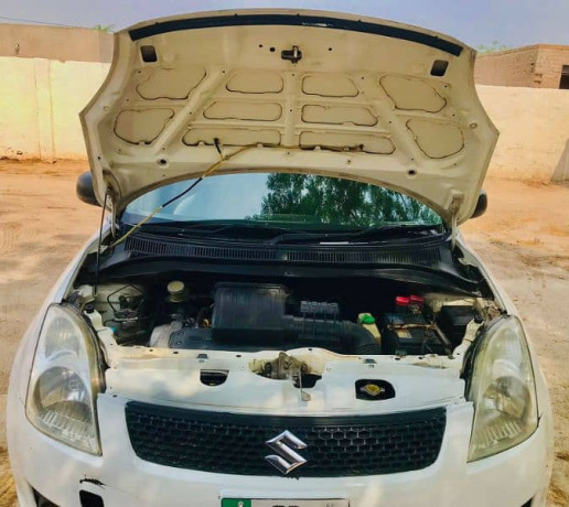 suzuki-swift-2011-big-9