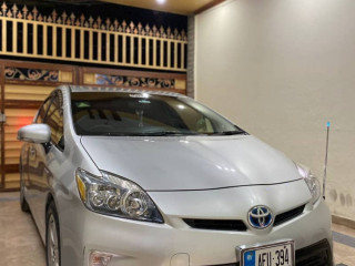 toyota-prius-bumper-to-bumper-genuine