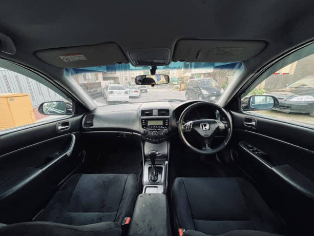 honda-accord-cl7-20052009-big-13
