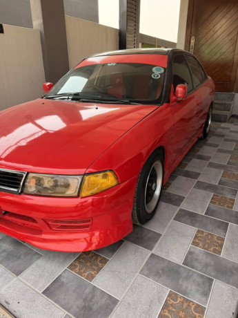mitsubishi-lancer-1996-big-2