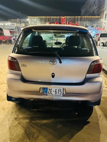 toyota-vitz-1999-big-2