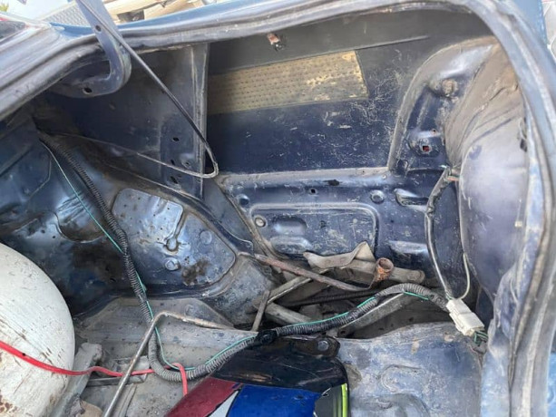 toyota-corolla-20-d-2001-big-12