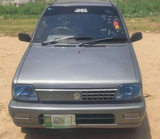 suzuki-mehran-2015-big-0