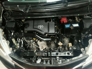 toyota-vitz-2017