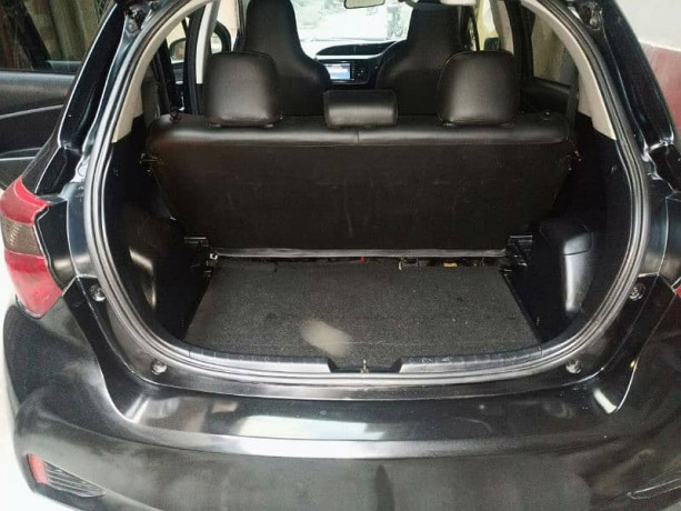 toyota-vitz-2017-big-5