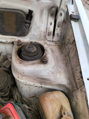 suzuki-mehran-2000-big-9