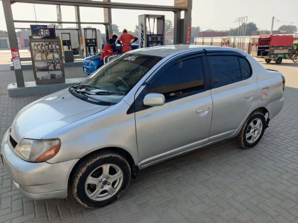 toyota-platz-19996-big-2