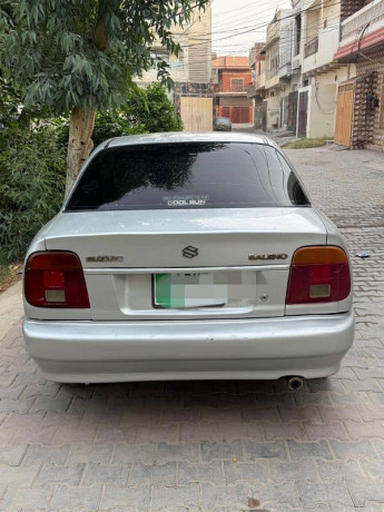 suzuki-baleno-2003-big-1