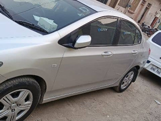honda-city-ivtec-2010
