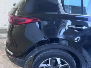 kia-sportage-fwd
