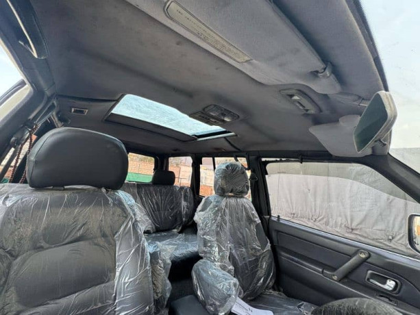 mitsubishi-pajero-exceed-28d-1996-big-0