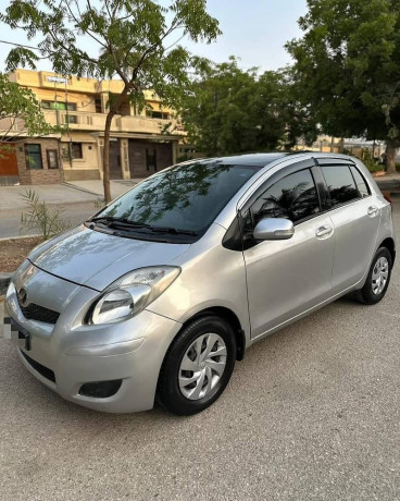 toyota-vitz-model-2010-model-big-2