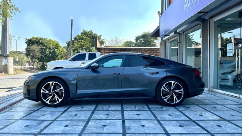 audi-e-tron-gt-quattro-2022-big-4