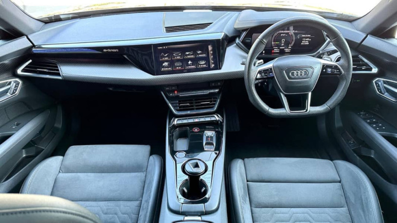 audi-e-tron-gt-quattro-2022-big-12