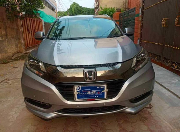 honda-vezel-z-sensing-full-option-45-grade-201721-big-3