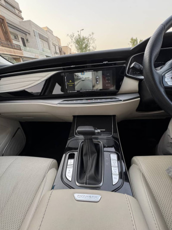 changan-oshan-x7-futuresense-2024-big-9