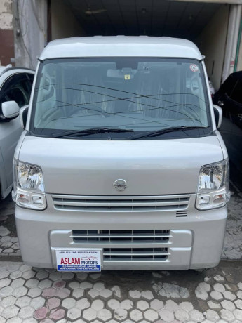 nissan-clipper-nv100-2019-fresh-import-2025-big-0