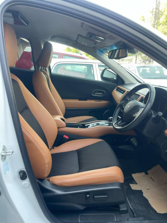 honda-vezel-z-sensing-20202025-fresh-import-big-7