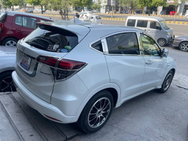 honda-vezel-z-sensing-20202025-fresh-import-big-2