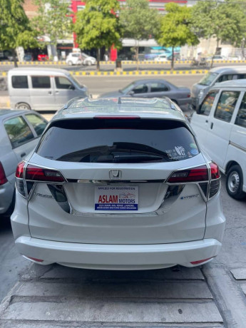 honda-vezel-z-sensing-20202025-fresh-import-big-10