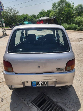 daihatsu-cuore-2004-big-14