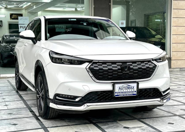 honda-vezel-ehev-2021-big-1