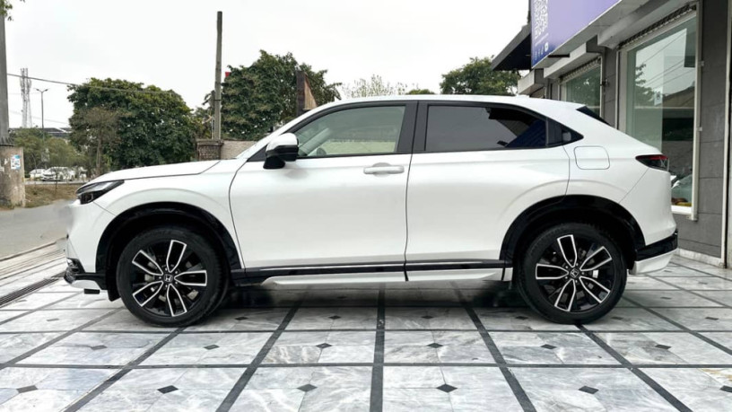 honda-vezel-ehev-2021-big-4