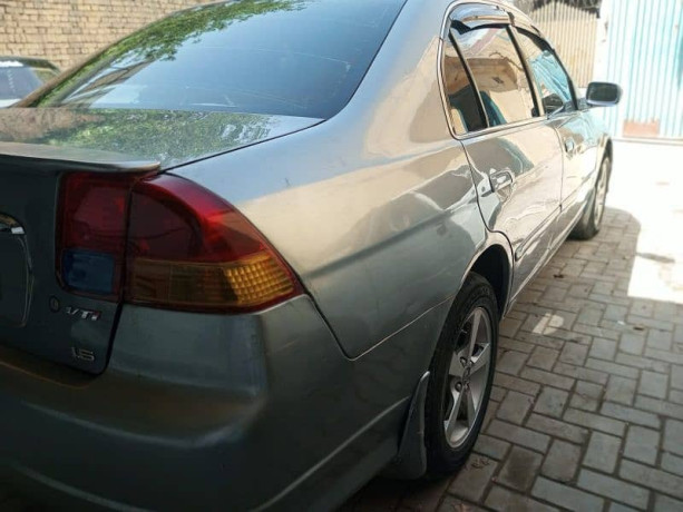 honda-civic-vti-oriel-prosmatec-2005-big-4