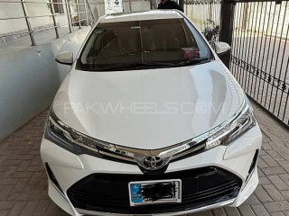 toyota-corolla-altis-grande-x-cvt-i-18-beige-interior-2021