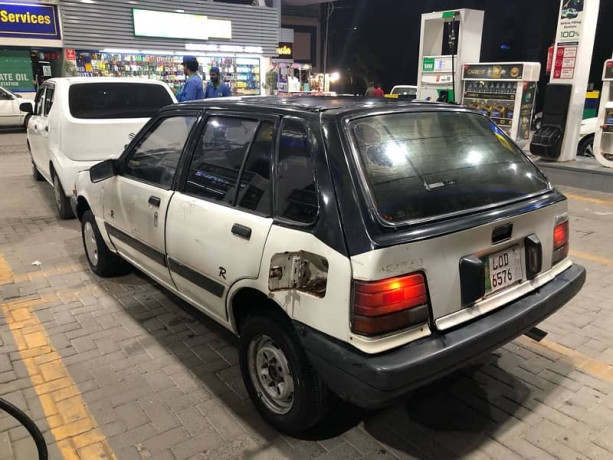 suzuki-swift-1991-big-1