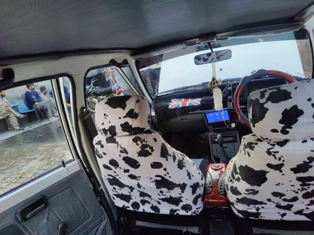 suzuki-mehran-vx-2012-big-9