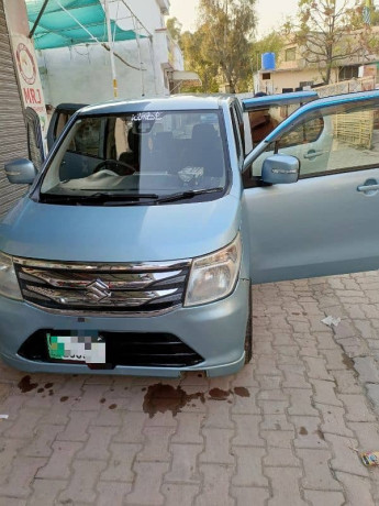 suzuki-wagon-r-2014-big-13