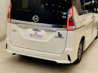 nissan-serena