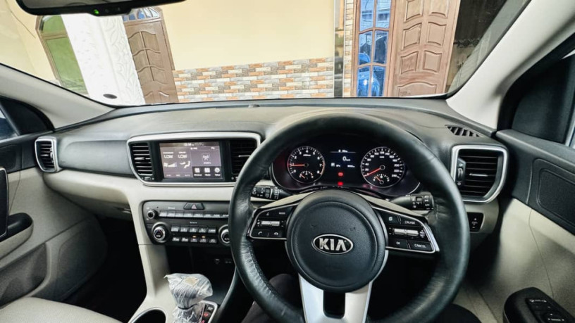 kia-shortage-fwd-2024-model-big-10