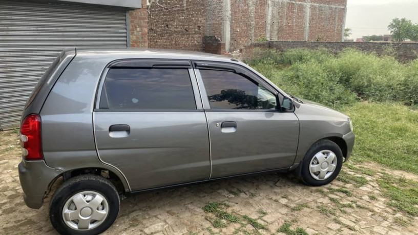 suzuki-alto-2011-big-2