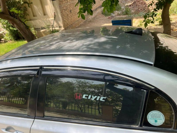 honda-civic-vti-oriel-2008-big-10