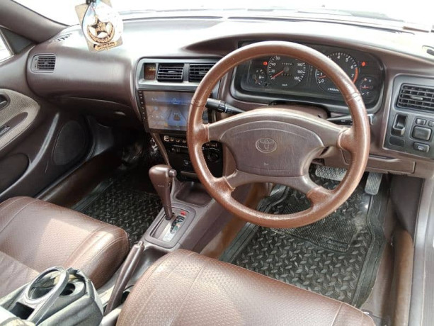 toyota-corolla-xe-japanese-variant-1992-big-7