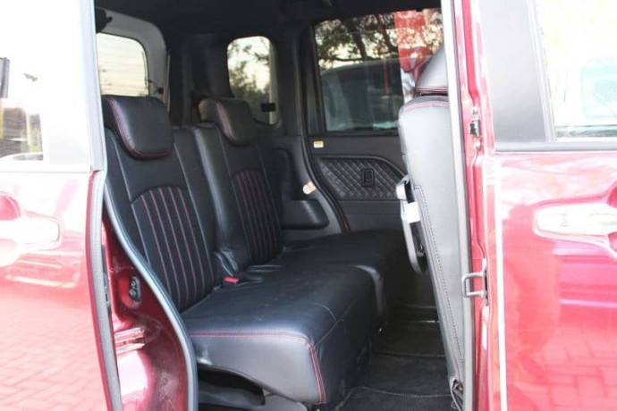 daihatsu-tanto-custom-x-style-model-2021-big-6
