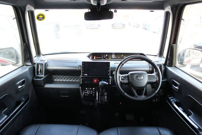 daihatsu-tanto-custom-x-style-model-2021-big-10