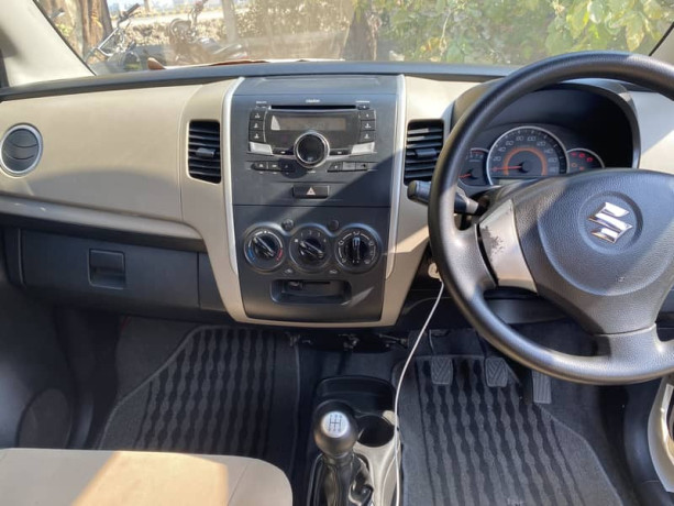 wagon-r-vxl-2018-big-1