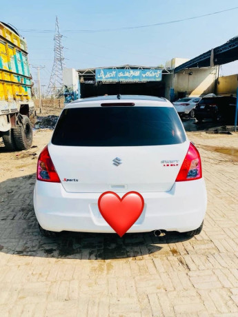 suzuki-swift-2011-03071765229-big-1