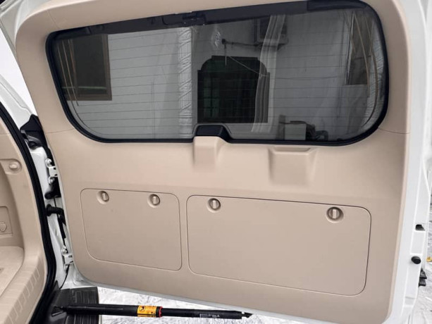 toyota-land-cruiser-prado-tx-l-big-12