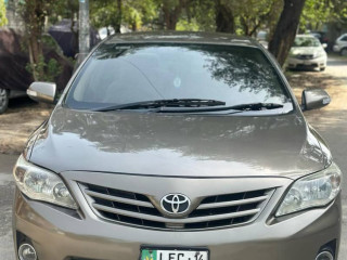 toyota-corolla-gli-2014
