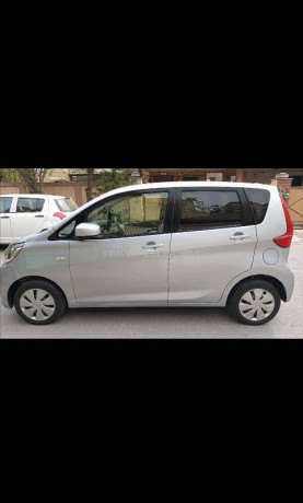 mitsubishi-ek-wagon-20172020-big-7