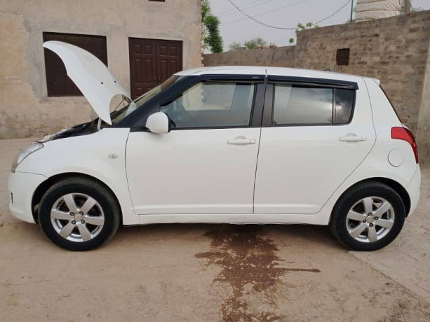 suzuki-swift-dlx-automatic-big-10