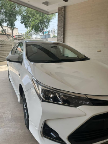 toyota-corolla-altis-16-vv-ti-mint-condition-big-8