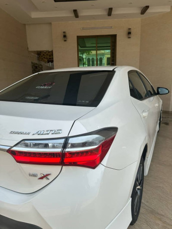 toyota-corolla-altis-16-vv-ti-mint-condition-big-4