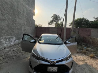 toyota-corolla-gli-2018
