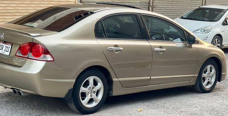 honda-civic-vti-oriel-2009-big-4